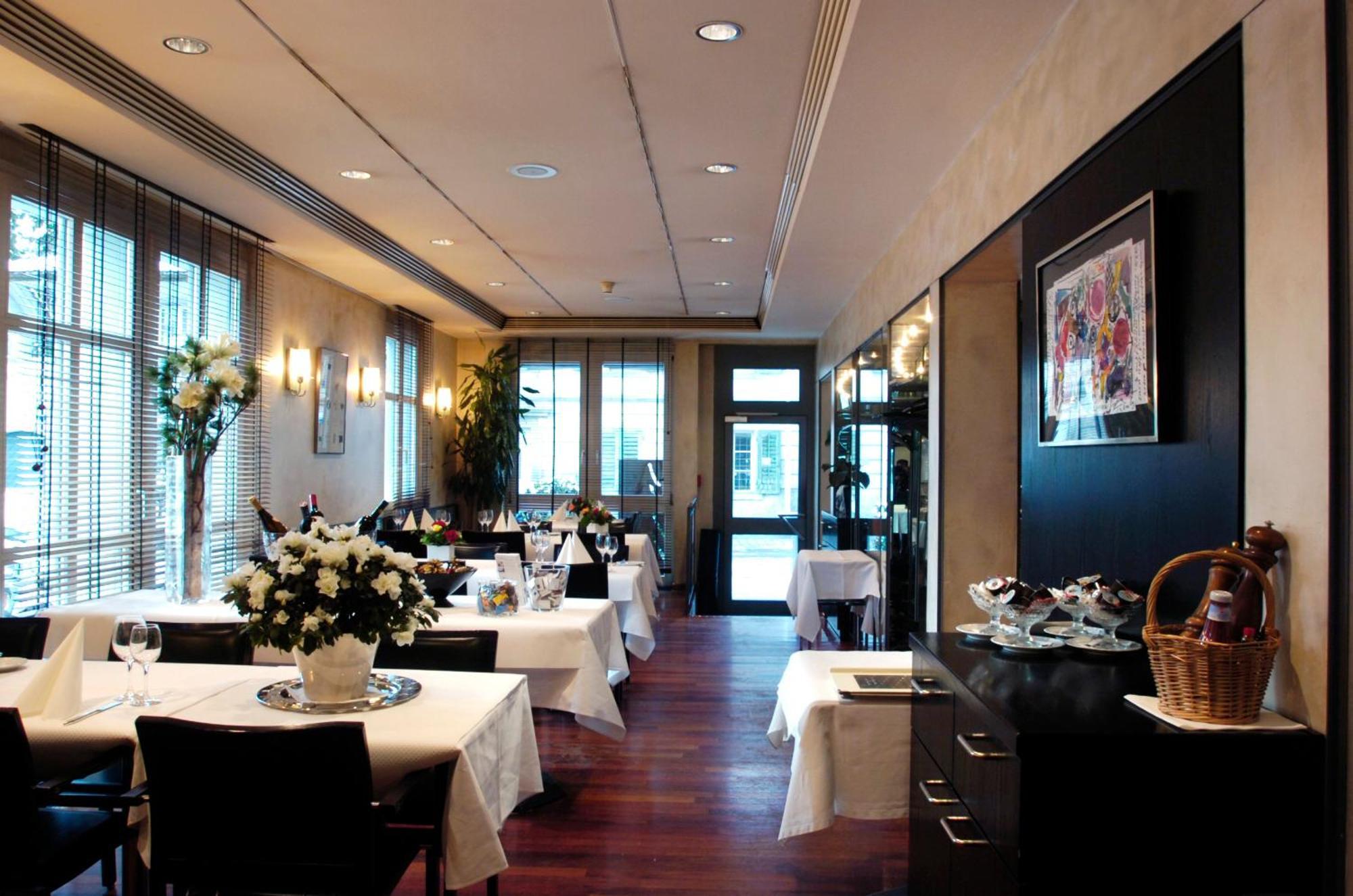 Hotel Ochsen Устер Экстерьер фото