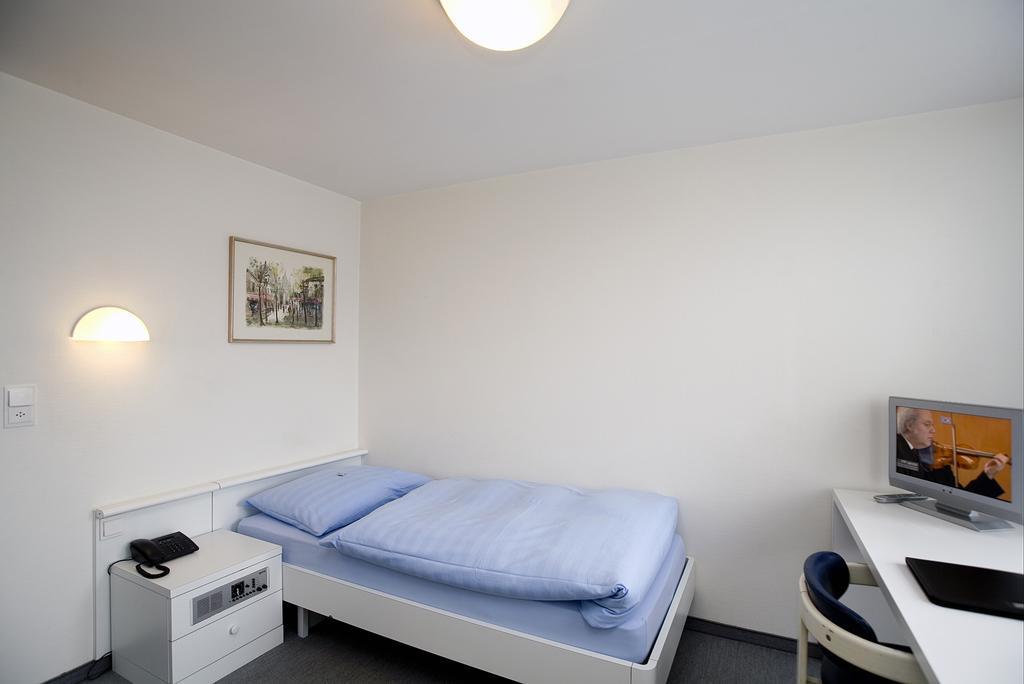 Hotel Ochsen Устер Номер фото